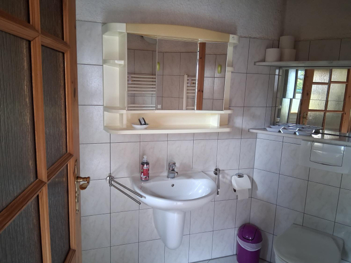 Bathroom 3, Bungalow Poggendorf, Vorpommern-Greifswald