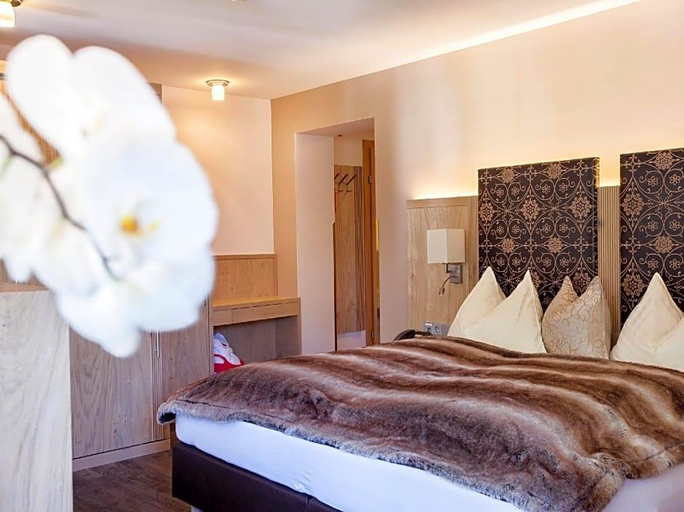 Room 3, Mariasteiner Hof, Kufstein