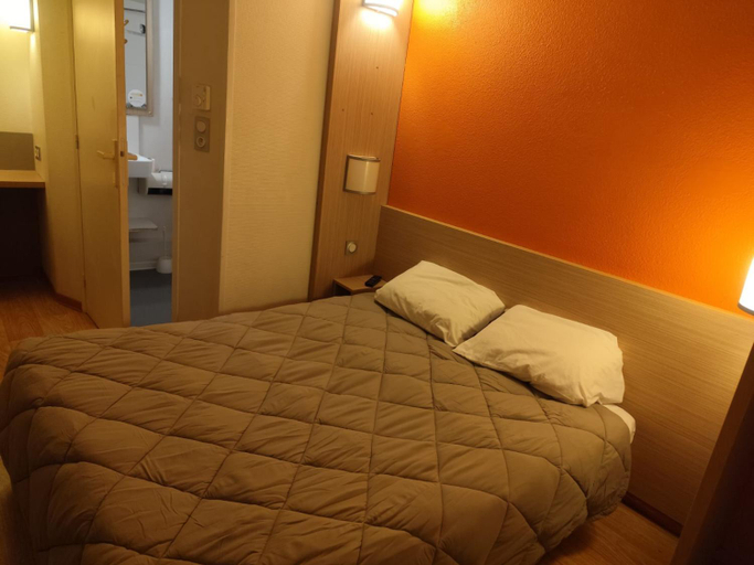 Bedroom 2, Premiere Classe Agen, Lot-et-Garonne
