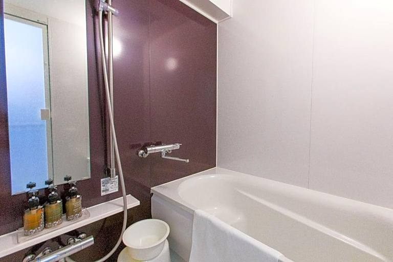 Bathroom 3, Chatan Beach Side Condominium Hotel Monpa, Chatan