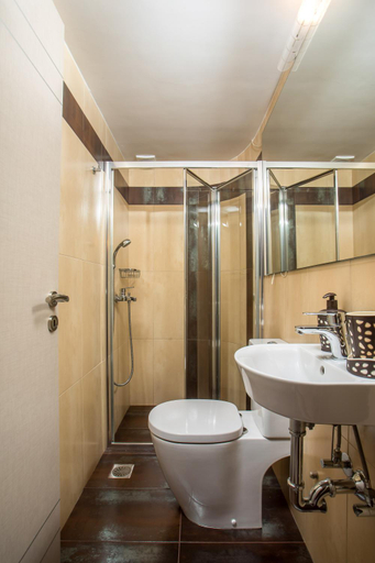 Bathroom 2, Olympian Muses, South Aegean