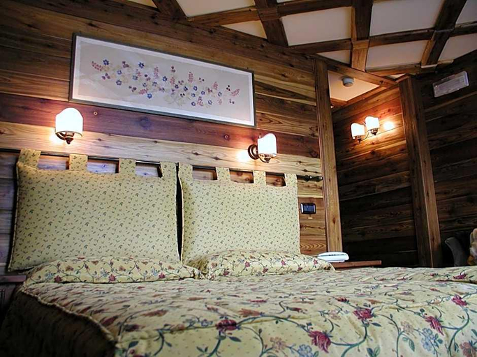 Room 2, Hotel Castor, Aosta