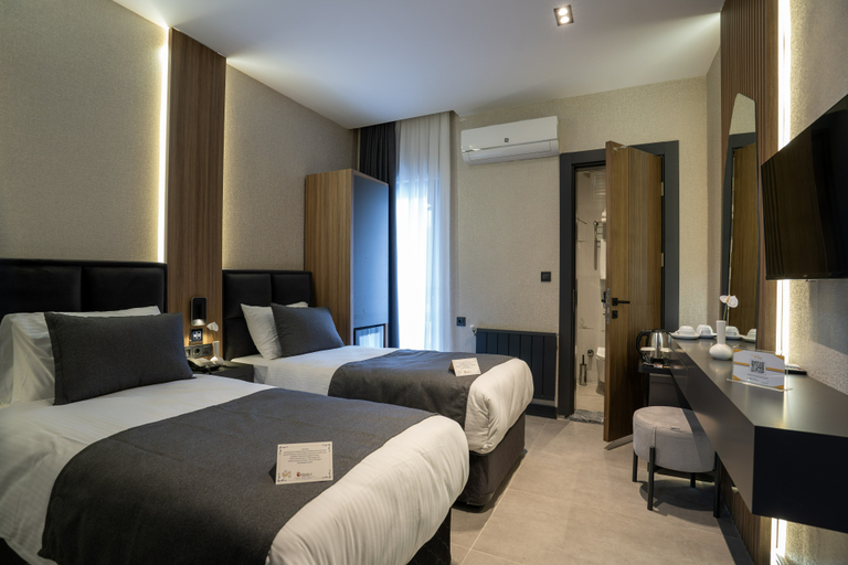 Bedroom 3, Kucuk Velic Hotel, Şehitkamil