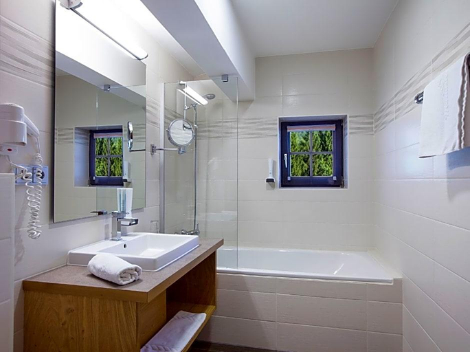 Bathroom 3, Mariasteiner Hof, Kufstein