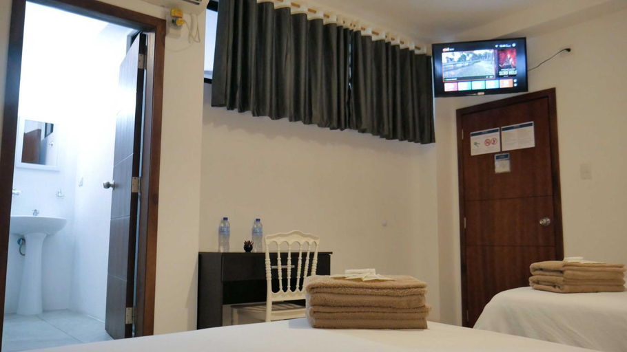 Bedroom 2, Park View Hostel & Suites, Manta