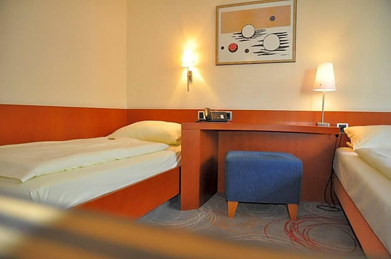 Bedroom 3, TRIP INN Landhotel Bad Soden-Salmünster, Main-Kinzig-Kreis