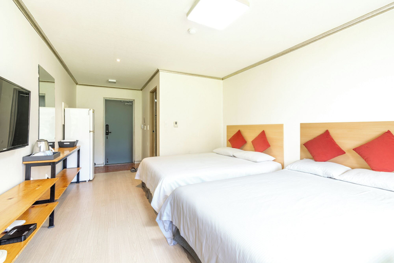 Bedroom 4, Dammora Resort, Seogwipo