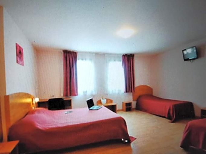 Bedroom, Prim Hotel Reims, Marne