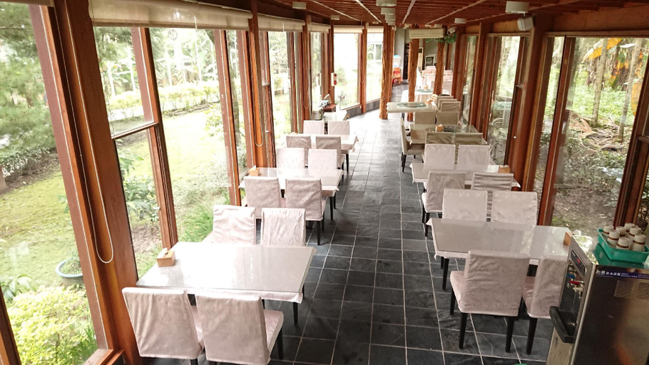 Food & Drinks 5, Sakura Villa, Nantou