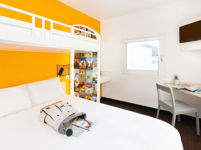 Bedroom 4, hotelF1 Merlebach Sarrebruck, Moselle