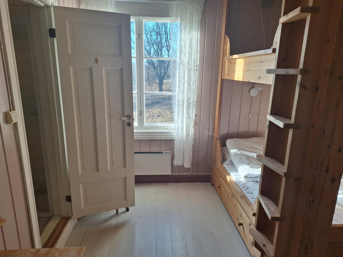 Others 5, Nedre Berg Gard, Ringsaker