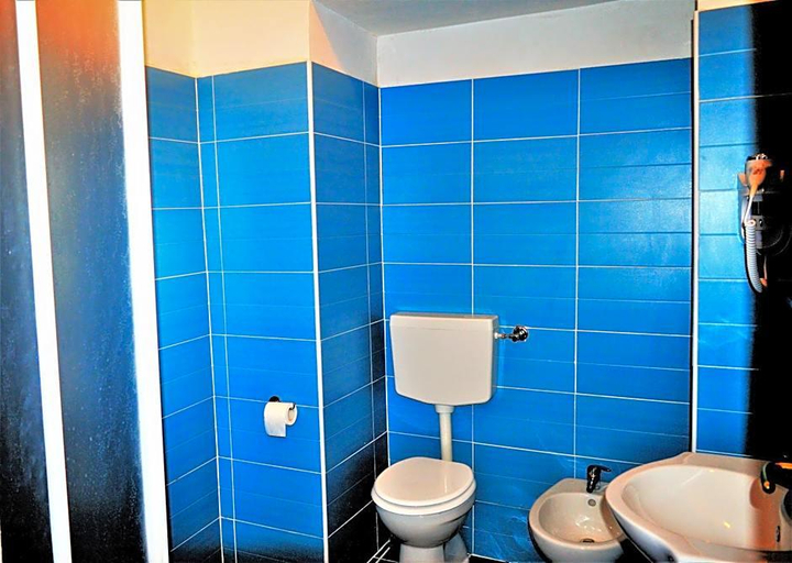 Bathroom 5, Napoli Station B&B, Napoli