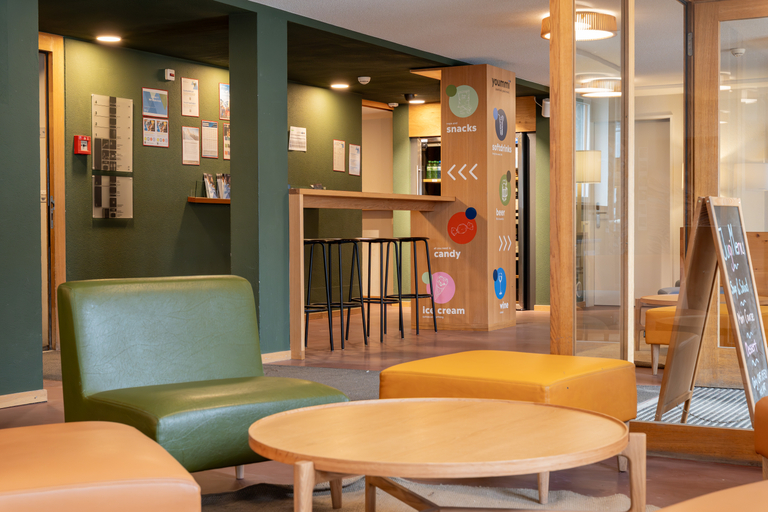 Public Area 2, Youth Hostel Zermatt, Visp