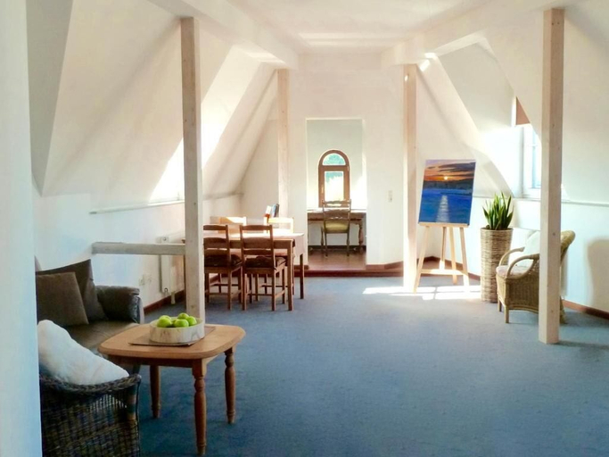 Others 5, Hotel Zum Bügeleisen, Duisburg