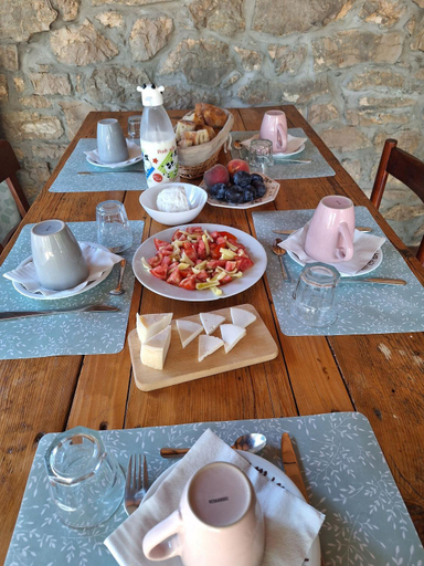 Food & Drinks 5, Rooms Agro B&B Linda, Pirovac