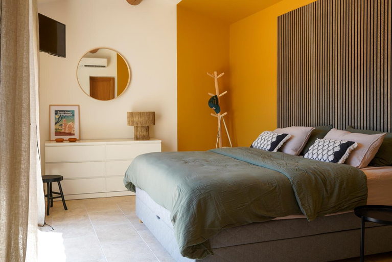 Bedroom 3, La maison en Provence, Bouches-du-Rhône