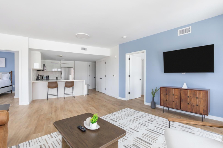 Living area 4, Landing Furnished Apartments - Hackensack, Bergen