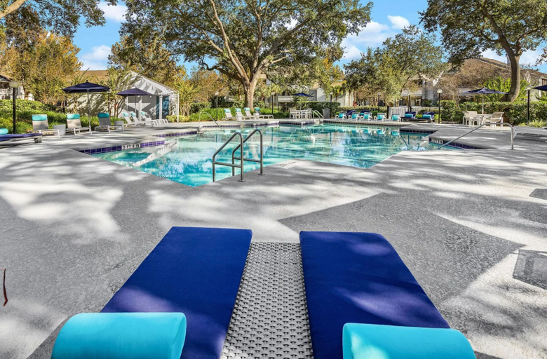 Pool 2, Solara Apartments Spacious 2BR Apartment Sleeps 6 Pet-Friendly, Orange
