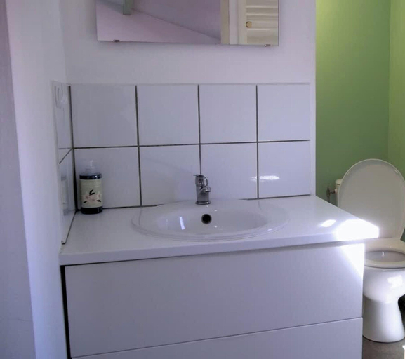 Room 5, Le Petit Cocon Lave Linge Proche Bollaert 2pers, Pas-de-Calais