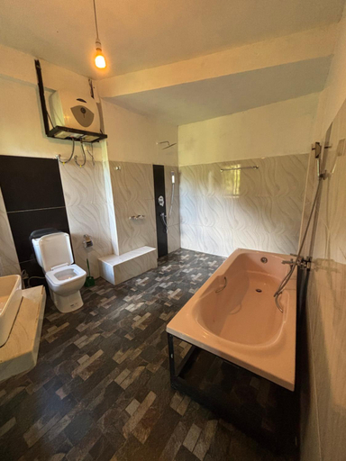 Bathroom 2, Ella chanidu Inn, Ella