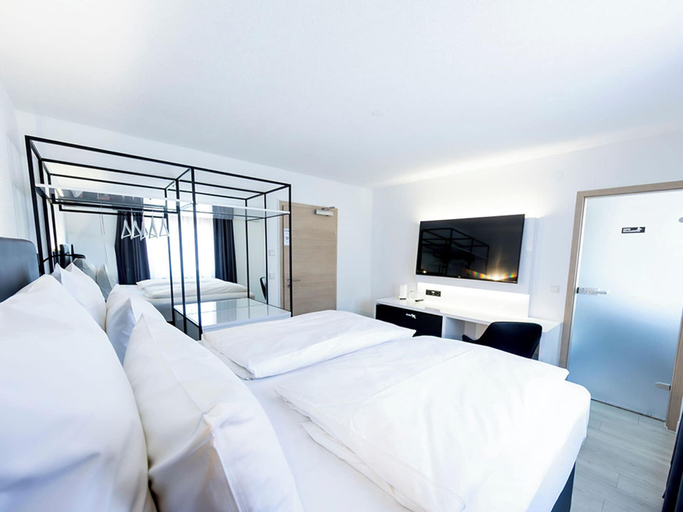 Bedroom 3, DORMERO Hotel Aalen, Ostalbkreis