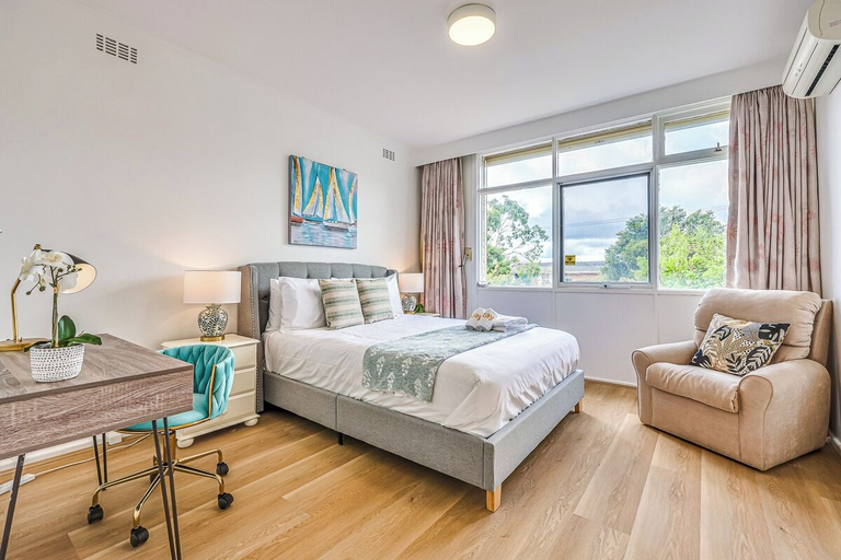 View from room 4, StayAU Pet-Friendly Prestigious House, Melbourne