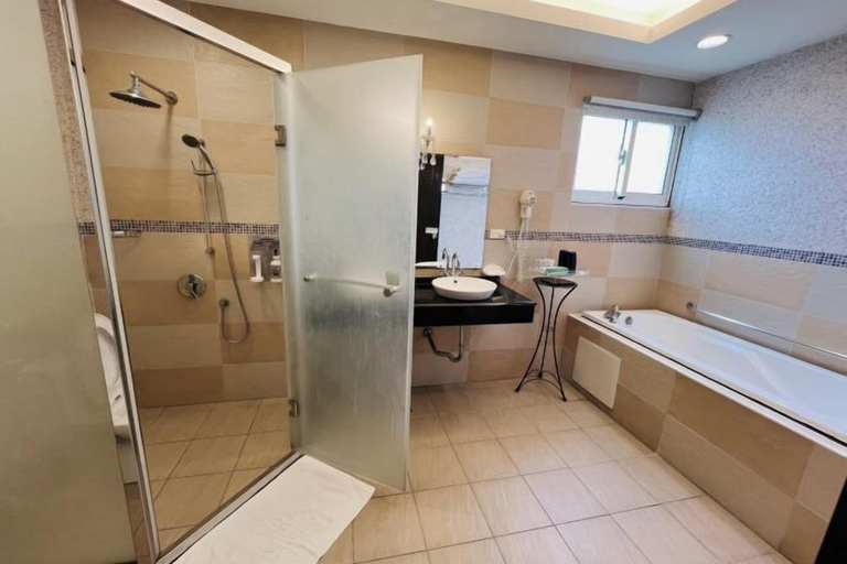 Bathroom 4, Huis Ten Bosch, Nantou