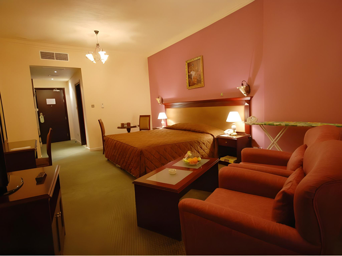Bedroom 3, Al Bustan Hotel, Sharjah City