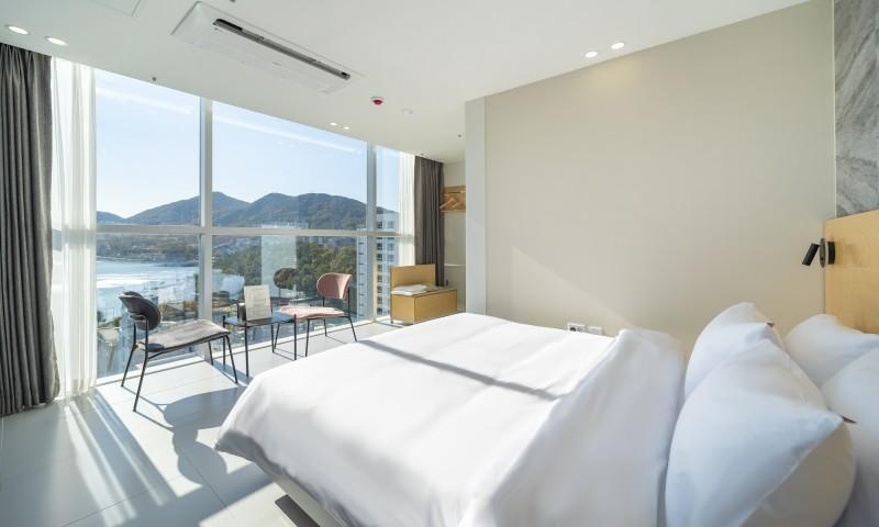 Bedroom 4, Yeosu Hotel ELDIA, Yeosu