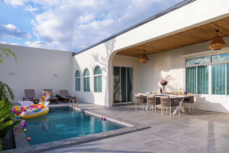 Balcony 2, The Peak Hill Pool Villa, Pak Chong