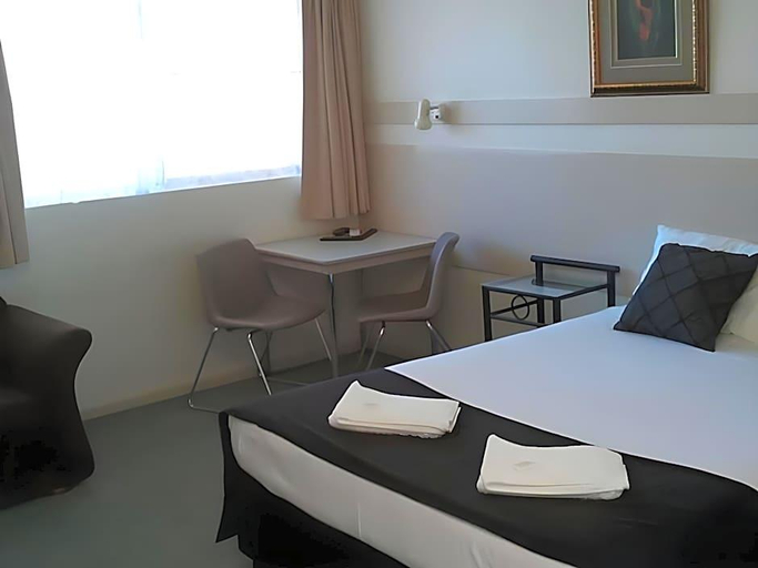 Room 2, Park Drive Motel, Kempsey