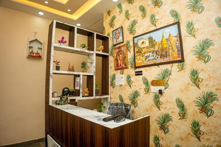 Lobby, Shiv Darshan P Guest House, Varanasi