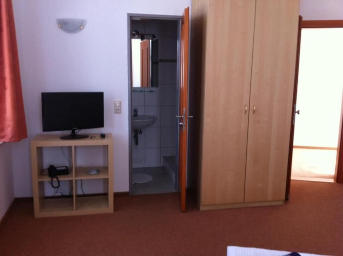 Bedroom 3, Hotel Zum Bügeleisen, Duisburg