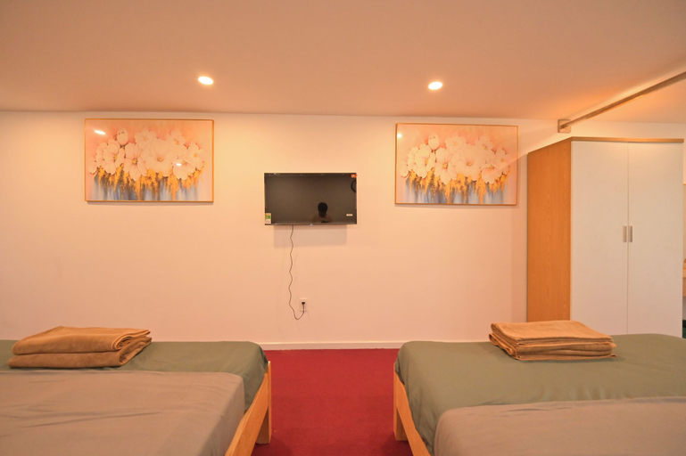 Room 3, Crowne Cafe 2 - Ky Con, District 1