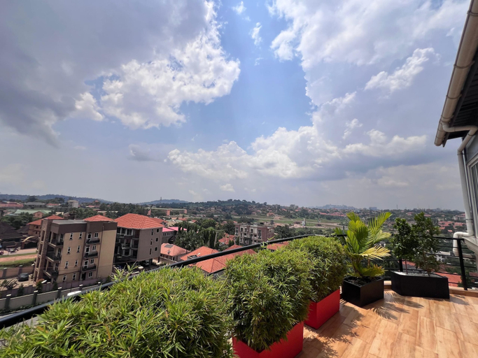Rooftop terrace, BELLEVIEW APARTMENTS, Jinja