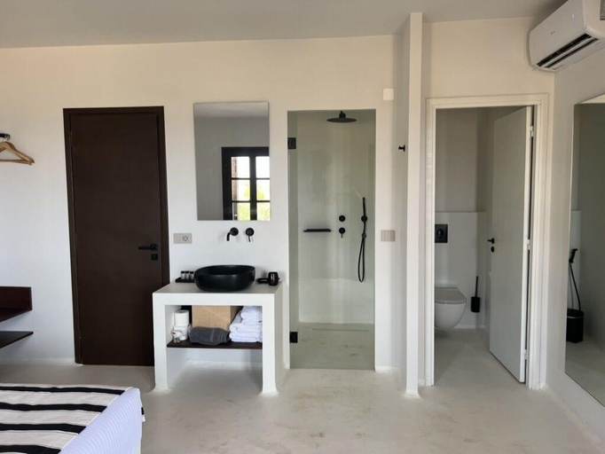 Bedroom 3, Akre, South Aegean