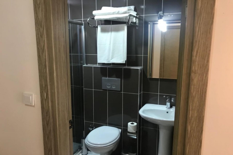 Bathroom 5, Arsi Paradise Beach Hotel, Alanya