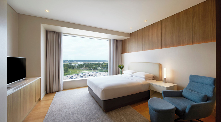 Room 2, Hyatt Regency Incheon Paradise City, Jung