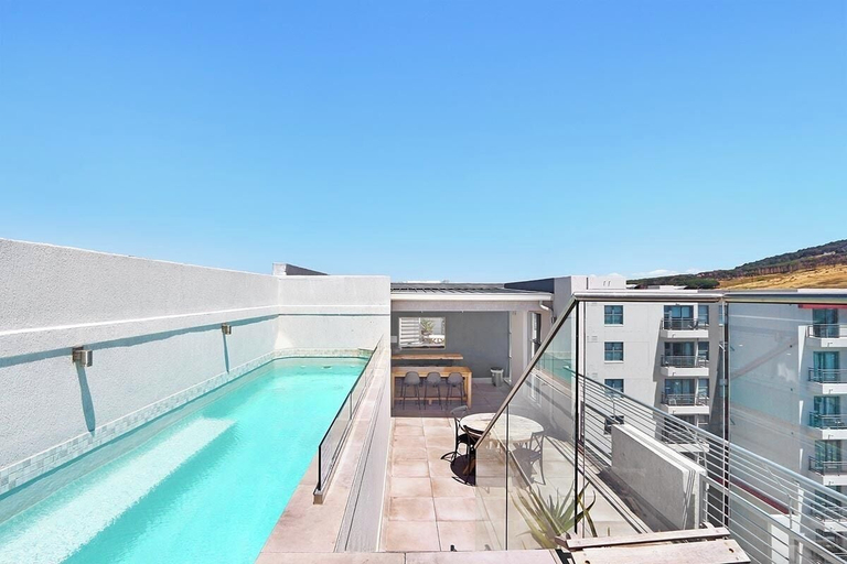 Sport & Beauty, The Paragon 317, City of Cape Town