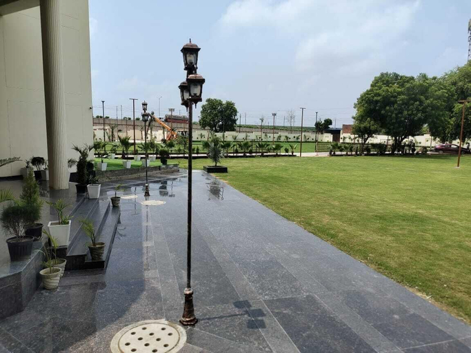 Property grounds, NARAYANA RESIDENCY, Aligarh