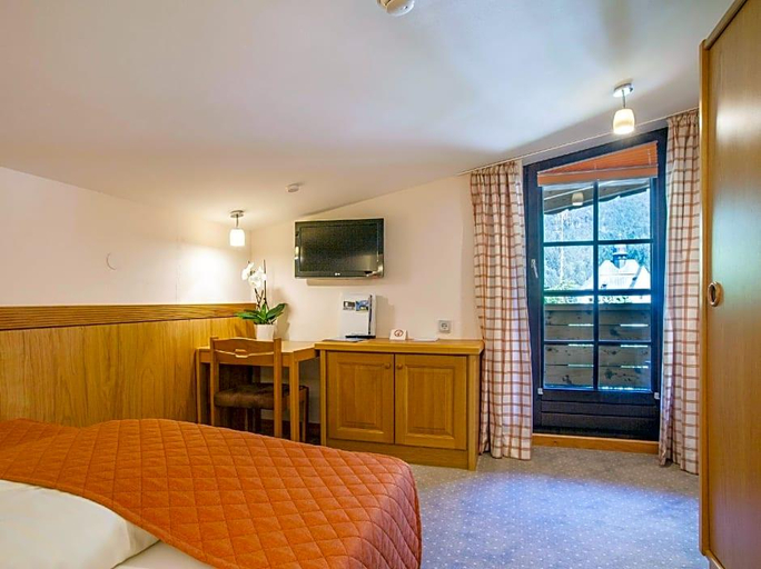 Room 5, Mariasteiner Hof, Kufstein