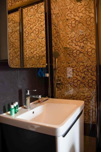 Bathroom 3, Moon Light Hotel, Baku