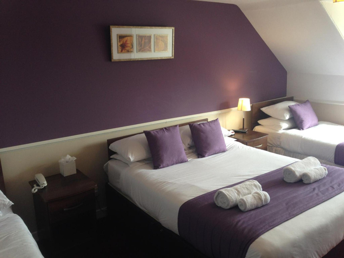 Bedroom 4, Aberdour Hotel & Stables Rooms, Fife
