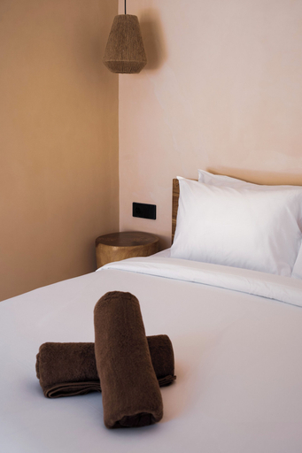 Room 2, Sola, Badung