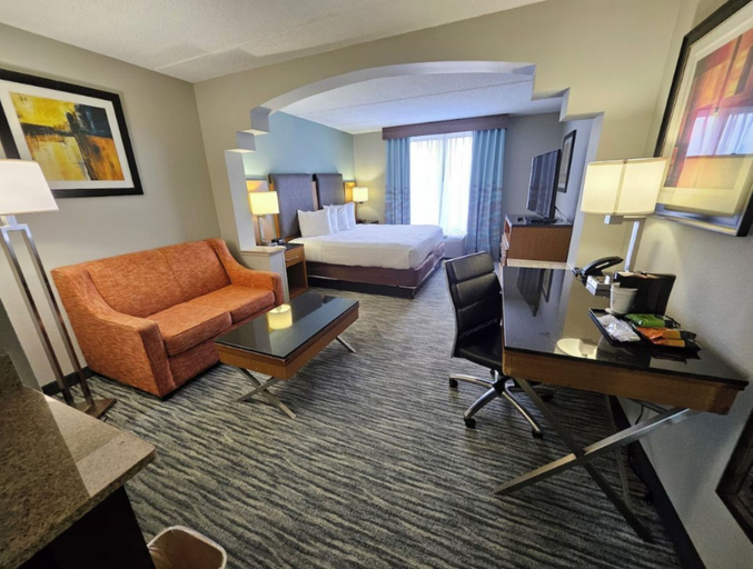 Bedroom 3, Wingate by Wyndham Greensboro/Coliseum, Guilford