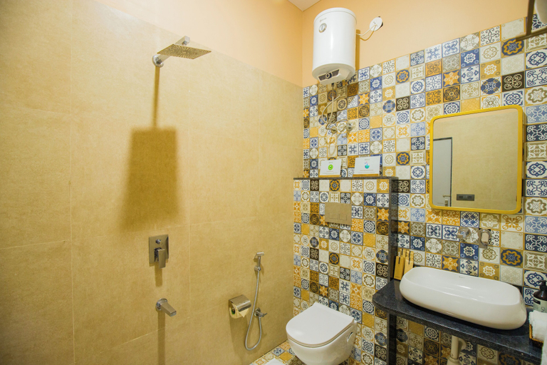 Bathroom 2, ELIVAAS The Bliss Hushwood 2 BHK Villa, Udaipur