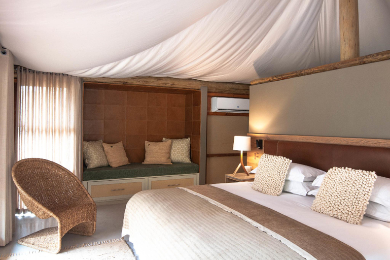 Bedroom 4, Sanbona, Overberg