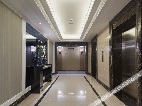 Others 5, The Island Hotel, Chengdu