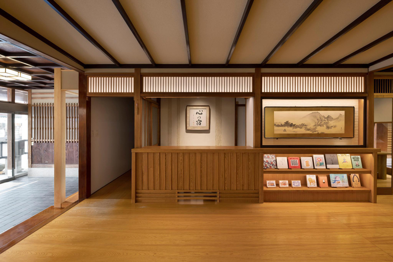 Public Area 2, Mikuniya, Toyooka