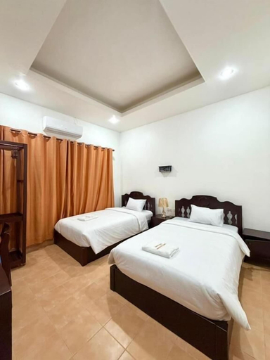 Room 5, Vang Vieng Ruby Villa Hotel, Vangvieng